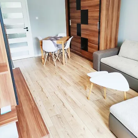 Apartament Kamienna Gora Apartman *